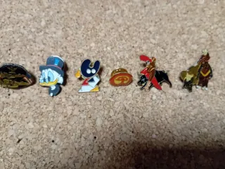 Pins sueltos o lote.