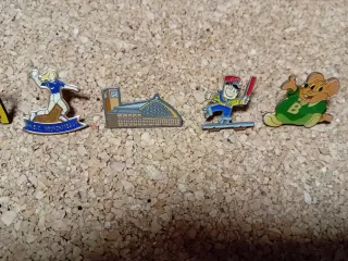 Pins sueltos o lote.