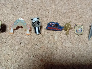 Pins sueltos o lote.