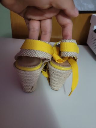 Alpargatas rojas Buonarroti