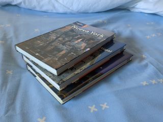 3 Guías de viaje Lonely Planet NY, Roma, Lisboa