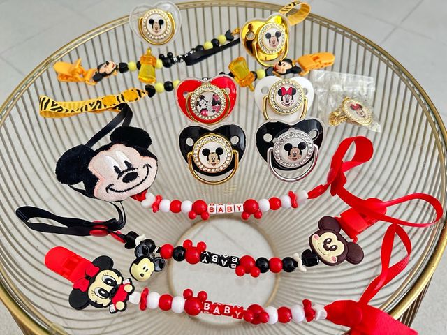 Chupete Mickey con Cadena