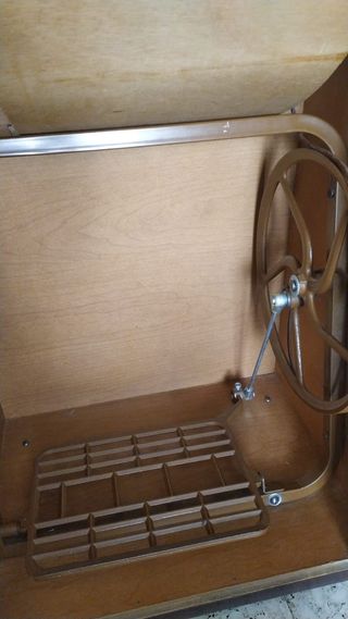 Maquina de coser Alfa