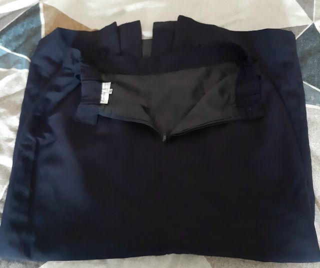 Falda Negra Ramón Benech - Talle 16