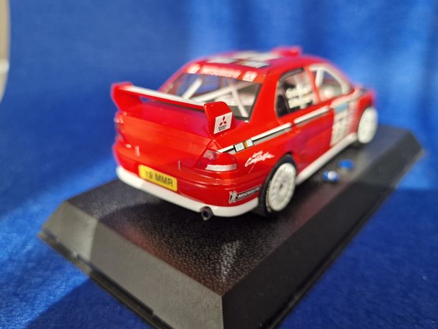 Superslot H2365 Mitsubishi Lancer Evo 7 Scalextric