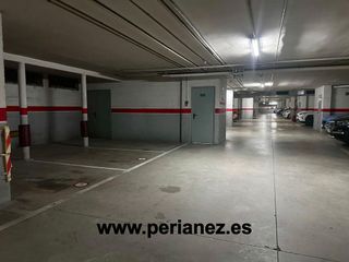 Garaje en venta en Zona Industrial en Prat de Llobregat, El