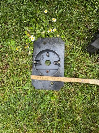 Lampada da esterno in metallo nero