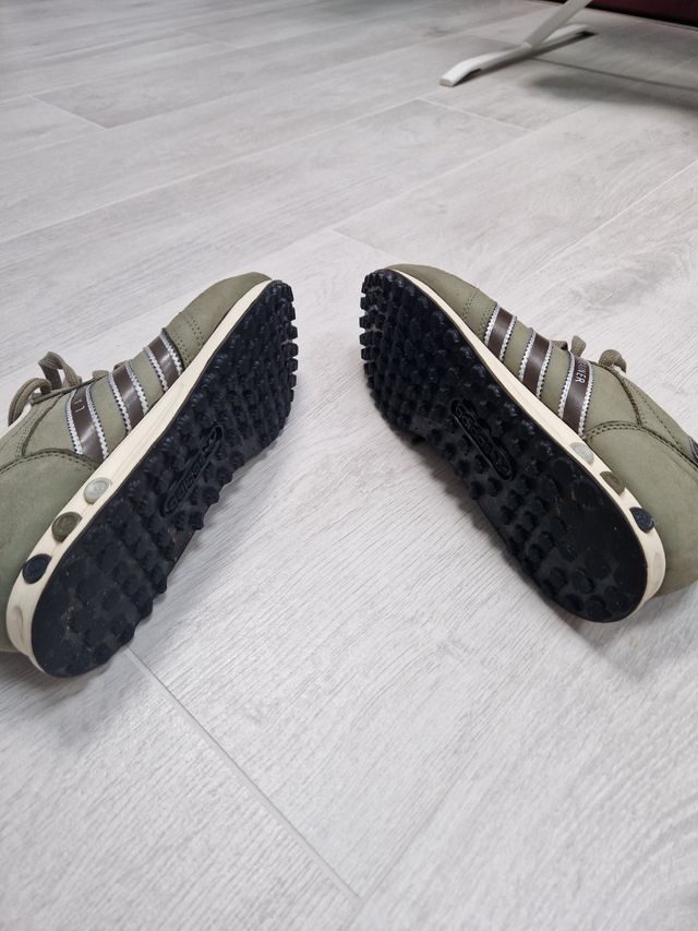 Zapatillas Adidas LA TRAINER - Verde Oliva