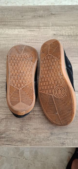 Zapatillas Element negras ante