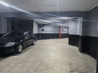 Local comercial en venta en La Teixonera en Barcelona