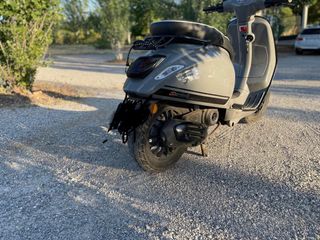 Vespa Sprint precio negociable Nardo Grey 4T 4V 
