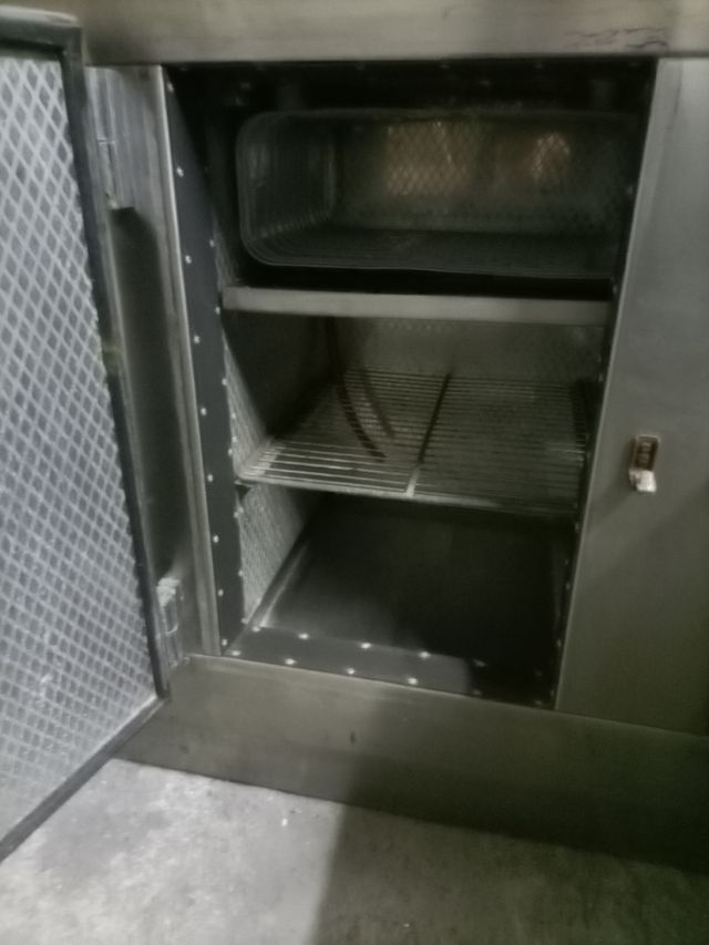 Frigorifero in acciaio inossidabile