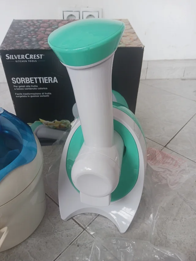 Lote Heladera y sorbetera