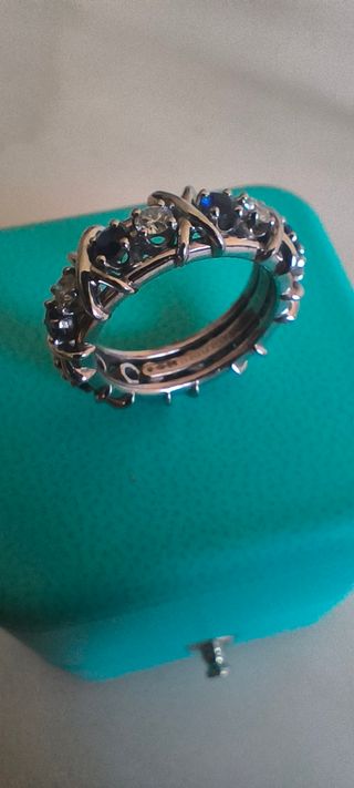 Anillo Tiffany & Co. zafiro