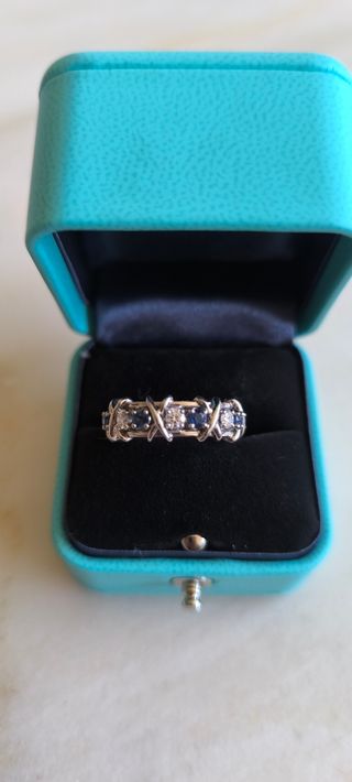 Anillo Tiffany & Co. zafiro