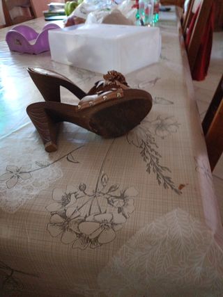 Zoccoli Magnolia beige/marrone