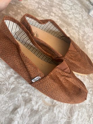 Alpargatas Carpincho Premium Marrón SIN USO