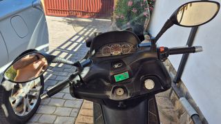 KYMCO XCITING 250 - Scooter