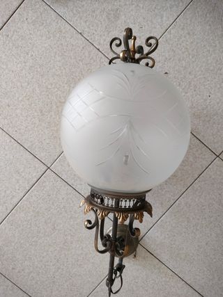 Lampadario stile antico in vetro