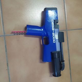 DESA-2000: Pistola clavos impacto