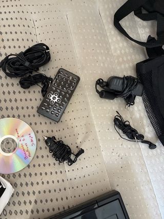 2 Reproductores Medion DVD Portátiles