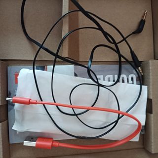 Auriculares JBL Tune 770 NC - Noise Cancelling