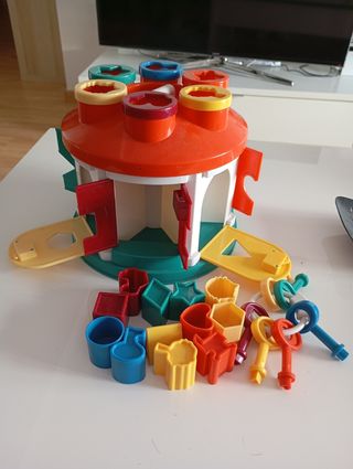 Casita de formas y llaves