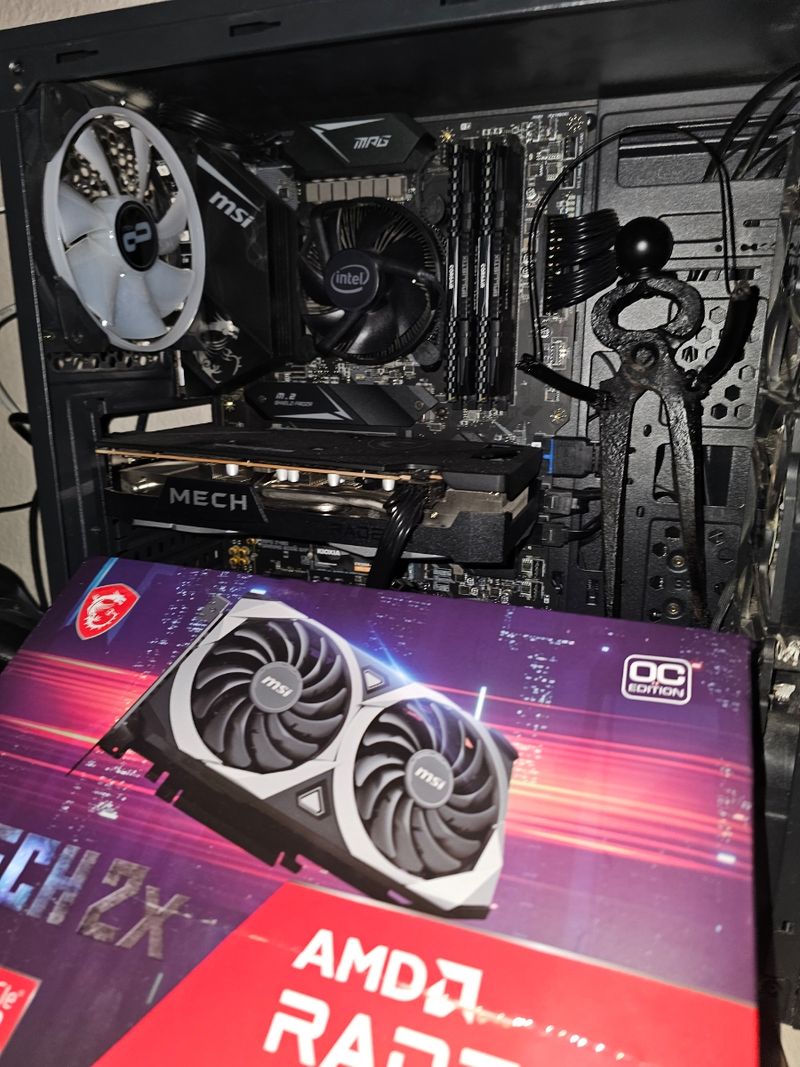 PC GAMING I5 Y RX 6650 XT 8GB afbeelding 4