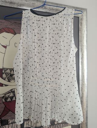 Blusa lunares blanco-negro