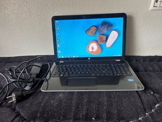 Portátil HP - Negro y Plata