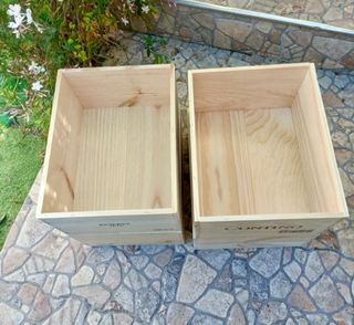 4 cajas de madera almacenaje estanterías metálicas