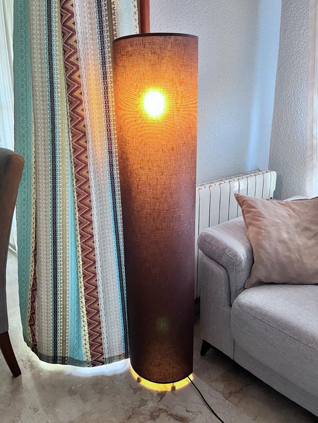 Lámpara pie marrón 138cm