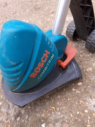 Cortabordes Bosch Combitrim ART 30
