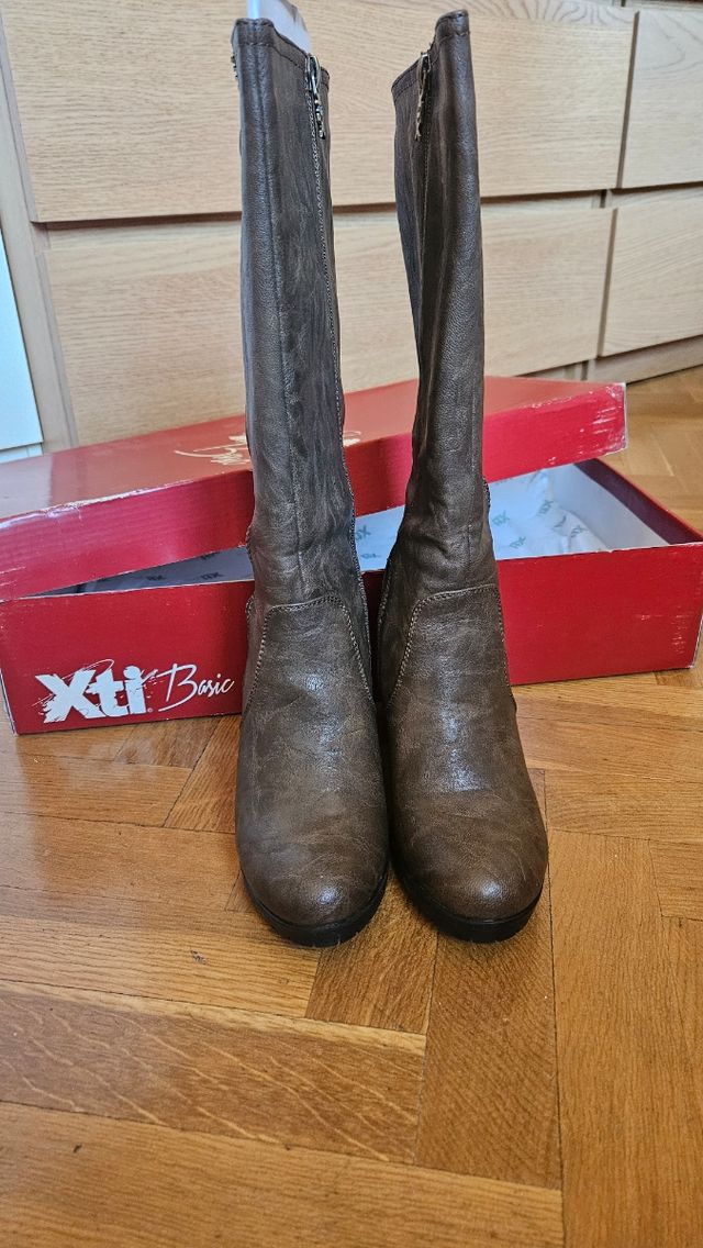 Botas Xti Marrón - Talla 36