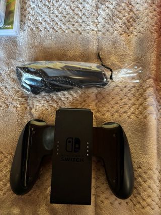 Nintendo Switch OLED - Bianco e nero