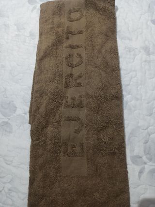 Toalla pequeña - Marrón