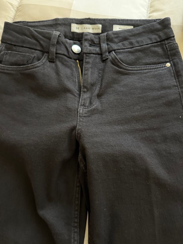 Vaqueros Easy Wear negros, talla 34