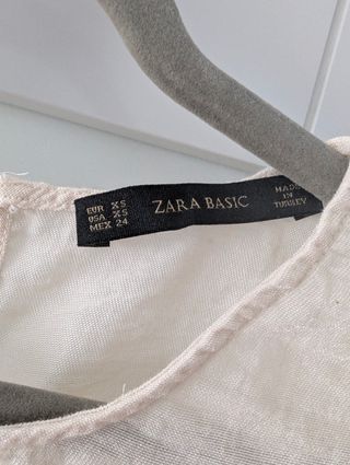 Blusa Zara Basic beige - Talla XS