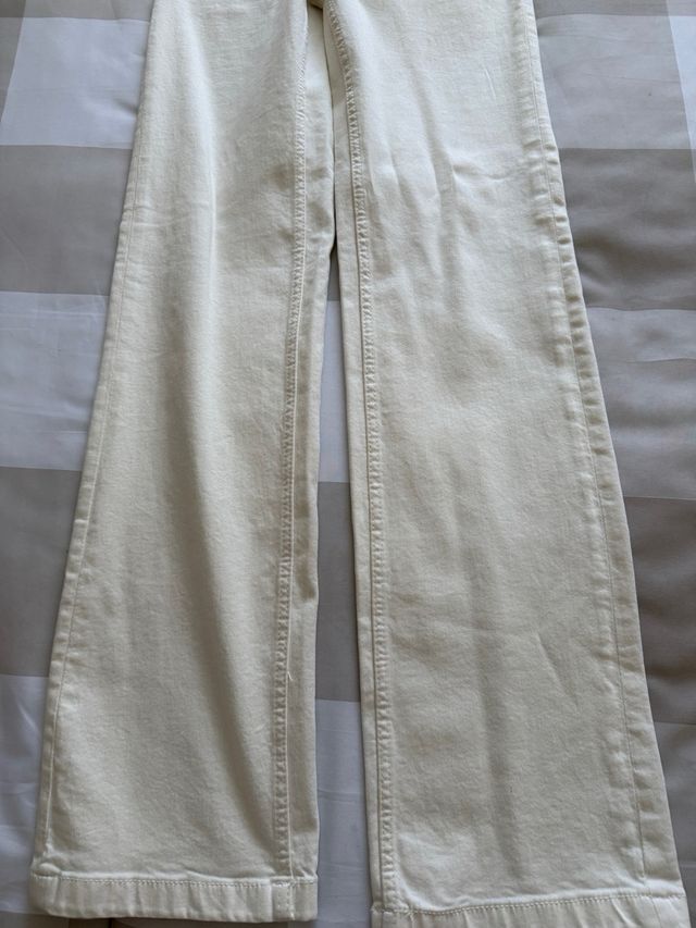 Vaqueros beige bootcut talla 34