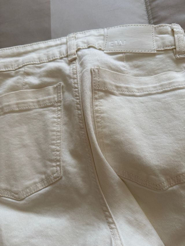 Vaqueros beige bootcut talla 34