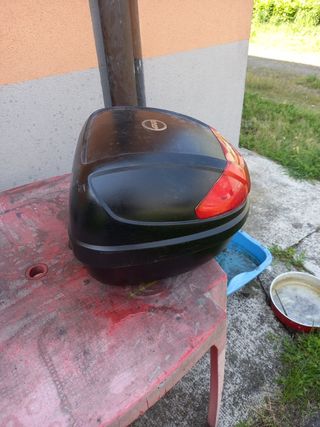 Bauletto Givi moto usato