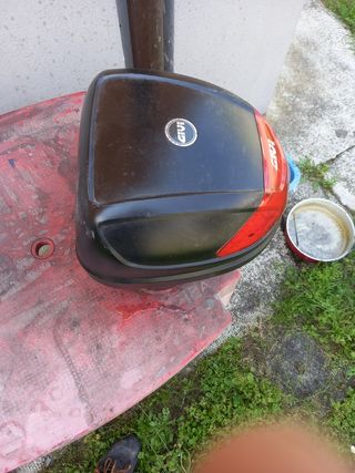 Bauletto Givi moto usato