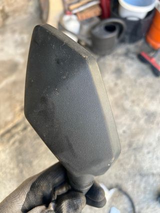 Espejo retrovisor Z750: carcasa y soporte