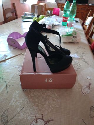 Scarpe Alessio nere tacco alto