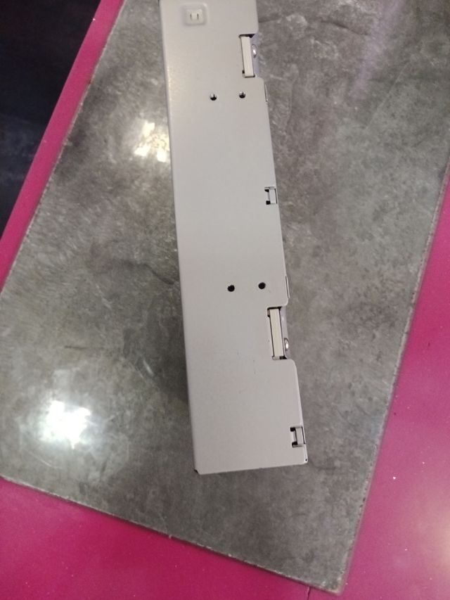 Benq 48x16x48 Disquetera