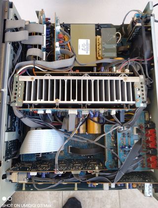 Amplificador NAD T770