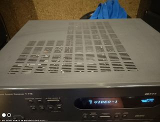 Amplificador NAD T770