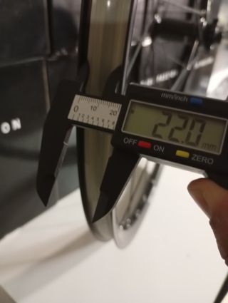 Ruota MTB posteriore 29 perno passante non boost 1