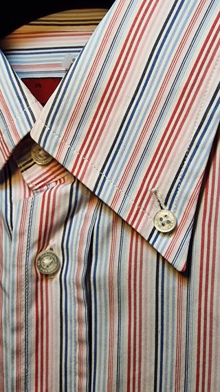 Preciosa camisa de rayas Carolina Herrera algodón