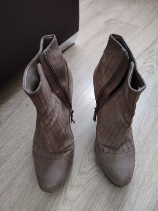 Botines tacón gris | Botas mujer